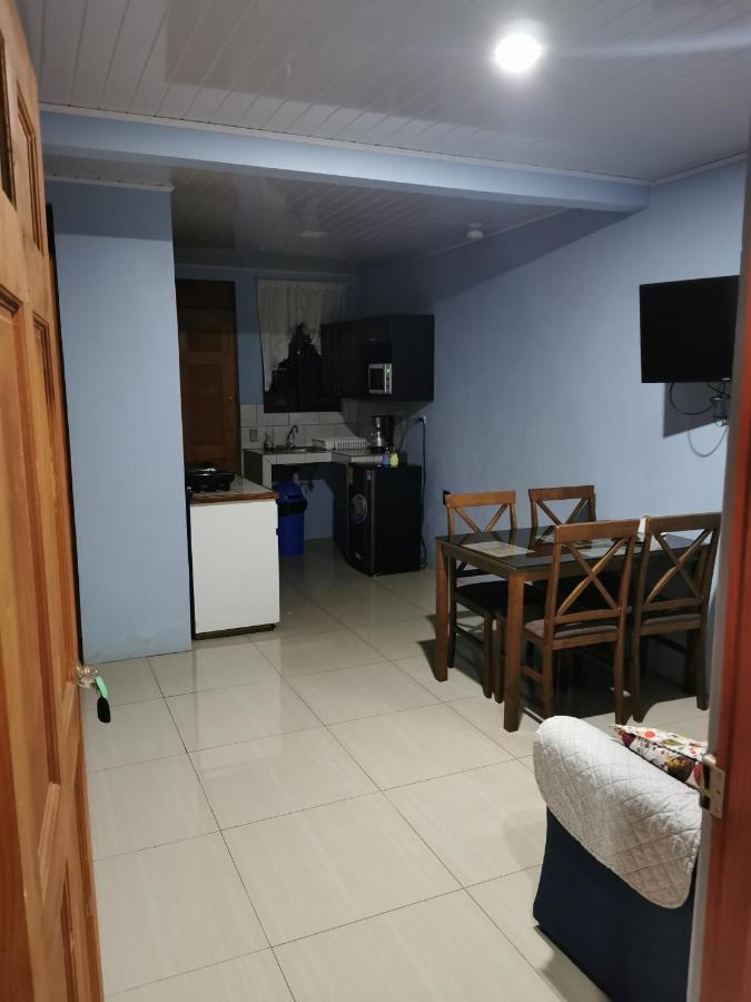 Apartment Con Dos *